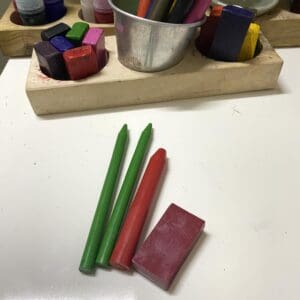 Thiết kế theo yêu cầu/Tailored Art Supplies for Classes